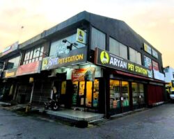 Aryan Pet Shop di Kampung Baru Pandan, Johor Bahru